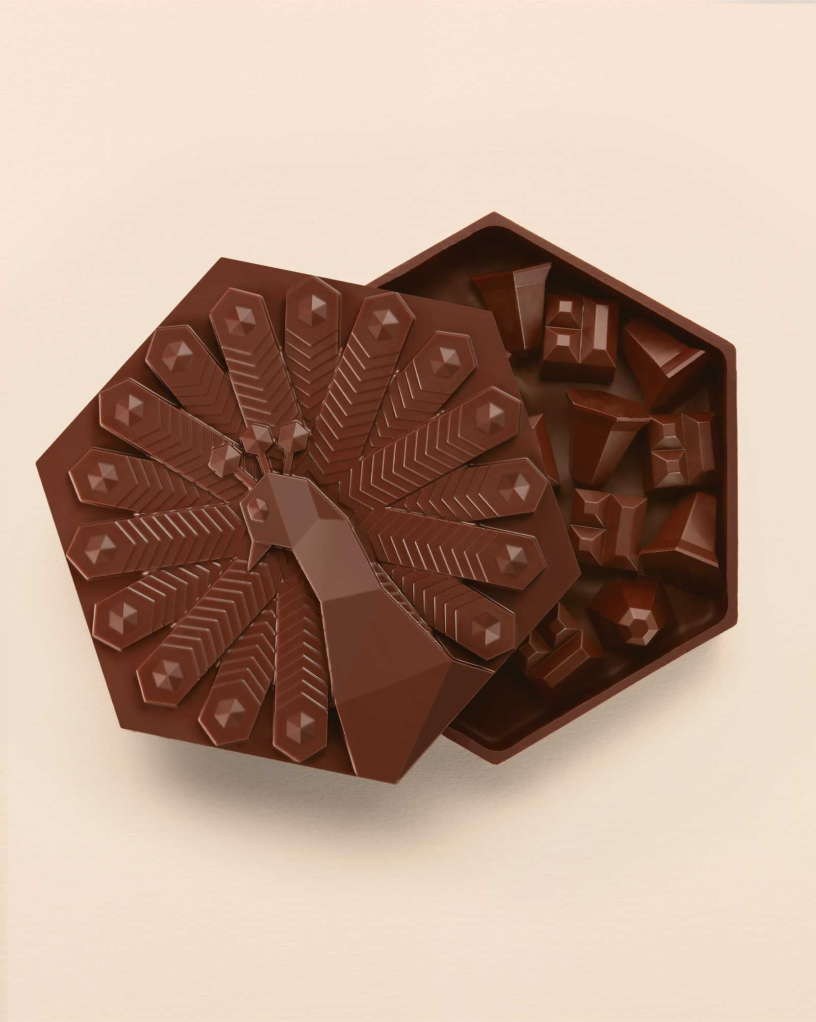 PEACOCK CHOCOLATE BOX